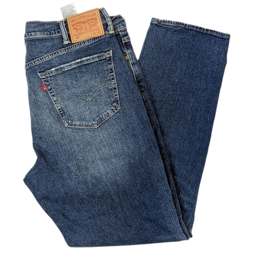 Levi's 541 jeans sz 38 straight fit